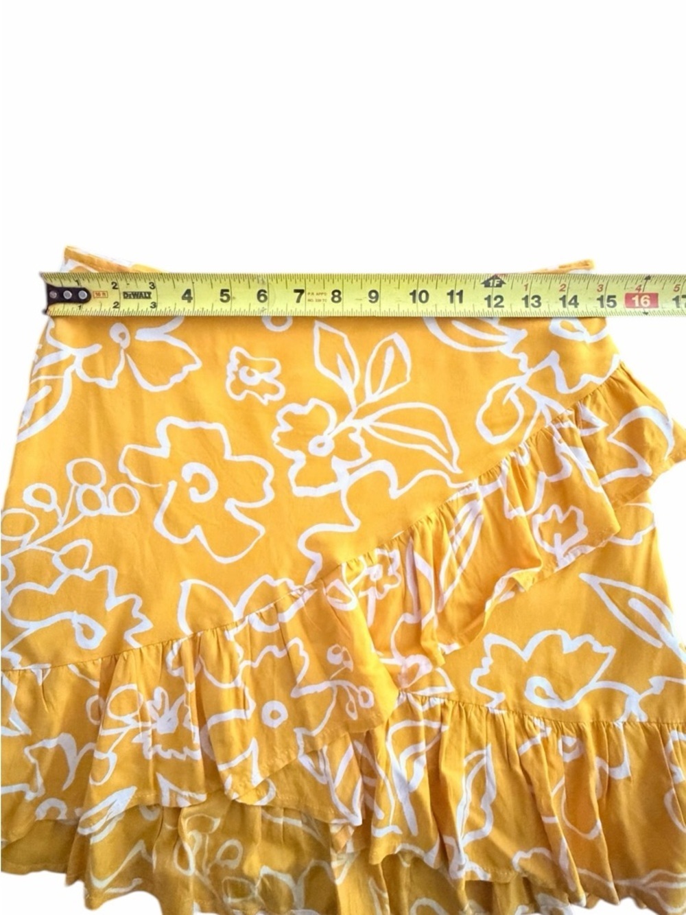 XIX Palms Sydney Yellow Floral Faux Wrap Ruffle Skirt Small - Picture 5 of 8